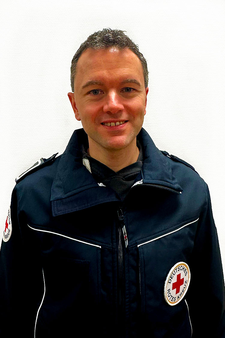 Der Rotkreuzarzt Fabian Schneider